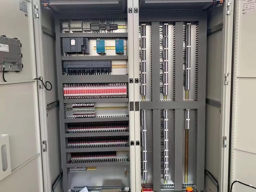 高低壓電氣成套設備 江蘇華宜睿智能電氣科技引領工業(yè)自動化新篇章